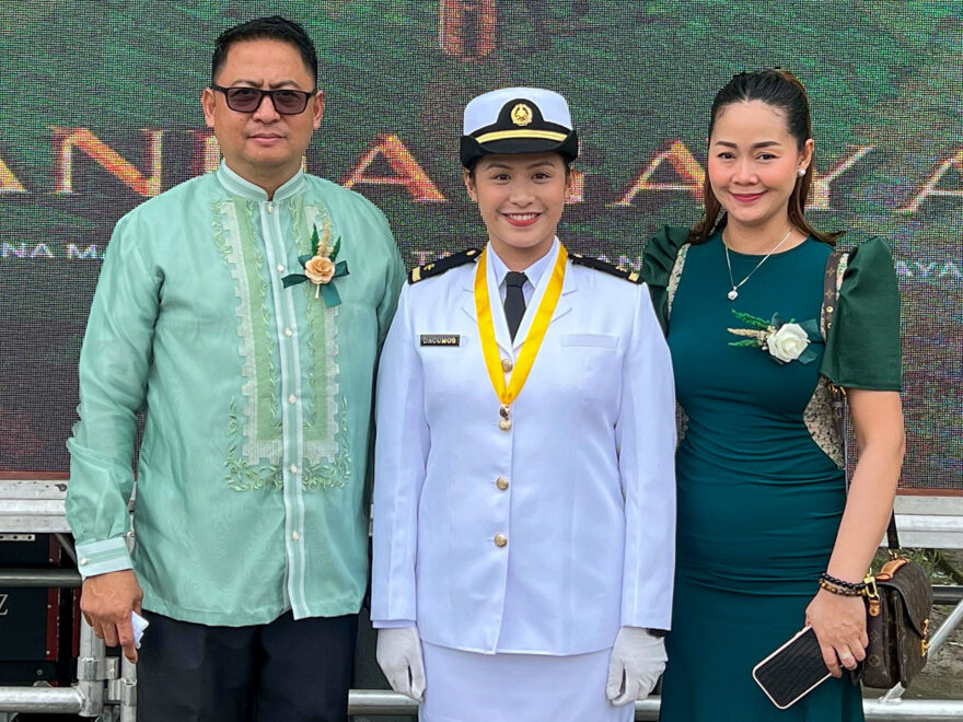 Cadet Ein Zhyandrae Dacumos with a proud mom and dad